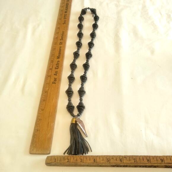 Iris Apfel & Bajalia Black Wood Disk Tassel & Arrowhead Statement Necklace - Picture 2 of 10